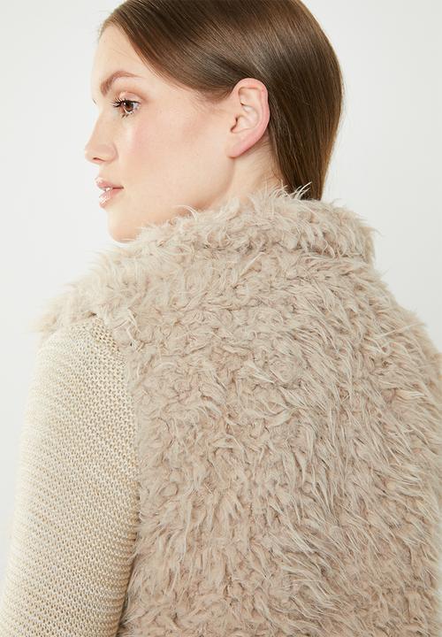 Revenge - Faux fur gilet - beige