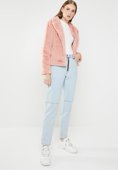 Revenge - Faux fur cropped jacket - pink
