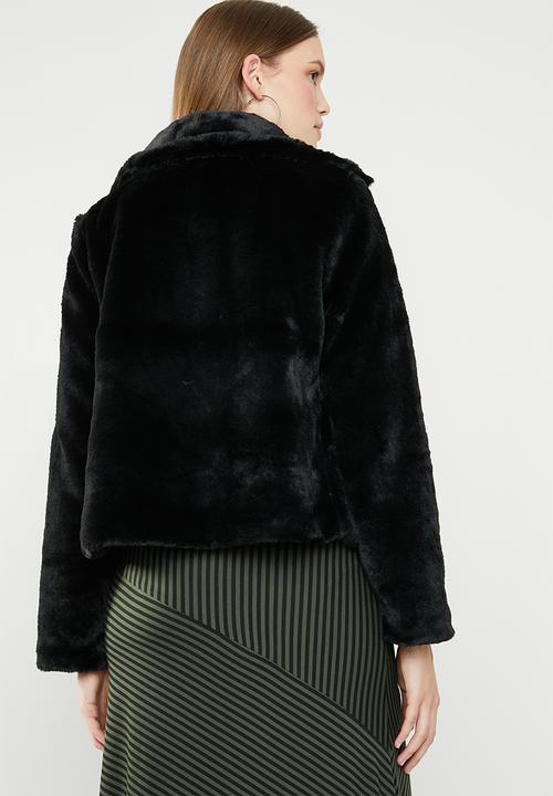 Revenge - Faux fur cropped jacket - black