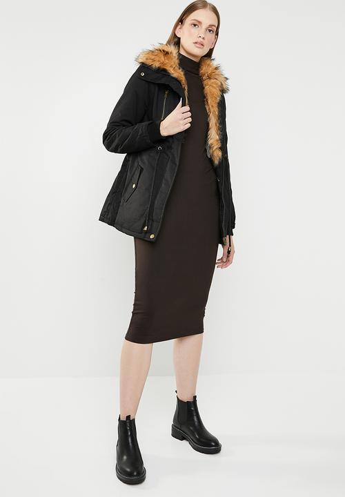 Revenge - Drawstring jacket with faux fur collar - black