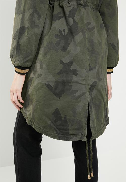 Revenge - Camo coat - khaki