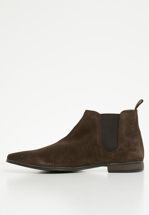 Superbalist - Strauss suede chelsea boot - brown