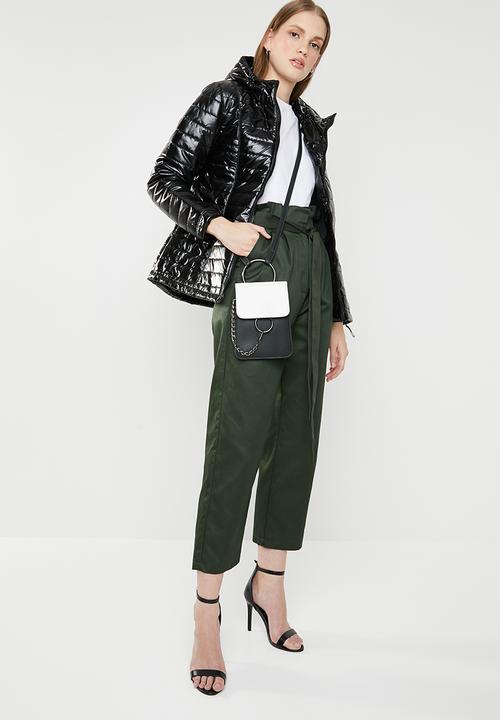 STYLE REPUBLIC - Wet-look puffer jacket - black