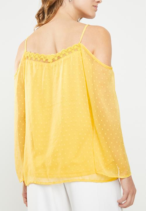 ONLY - Darling cold shoulder 3/4 top - yellow