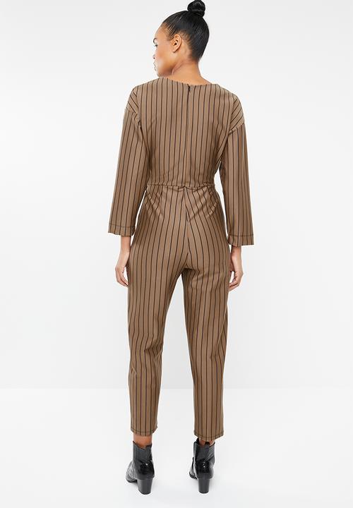 Superbalist - Tie front ponti jumpsuit - camel & black