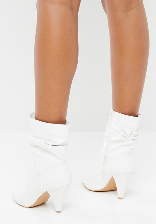 Jada - Kitten heel boot - white