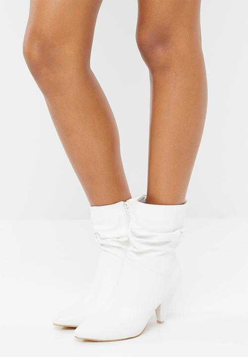 Jada - Kitten heel boot - white