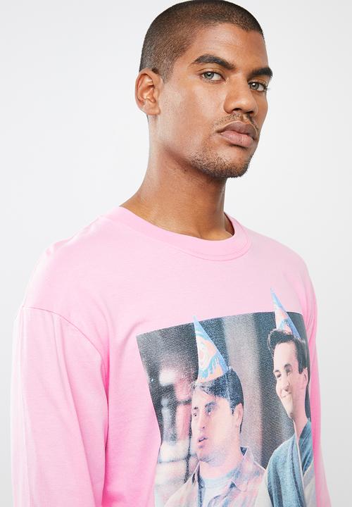 Cotton On - Friends -Joey and Chandler Tbar tee - pink 