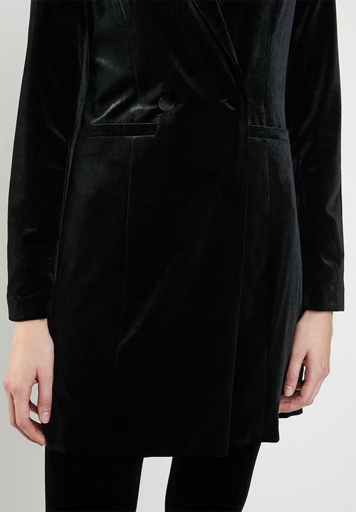 ONLY - Luxe longline velvet blazer - black