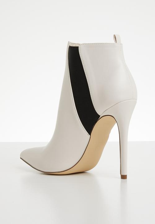 Madison® - Meg boot - white