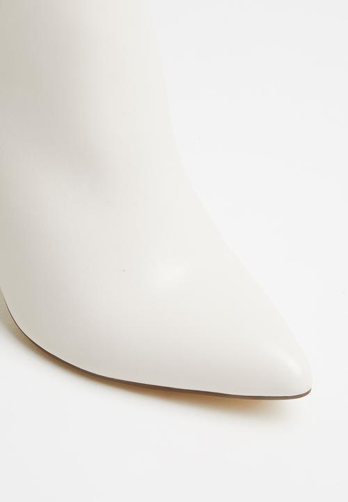 Madison® - Meg boot - white