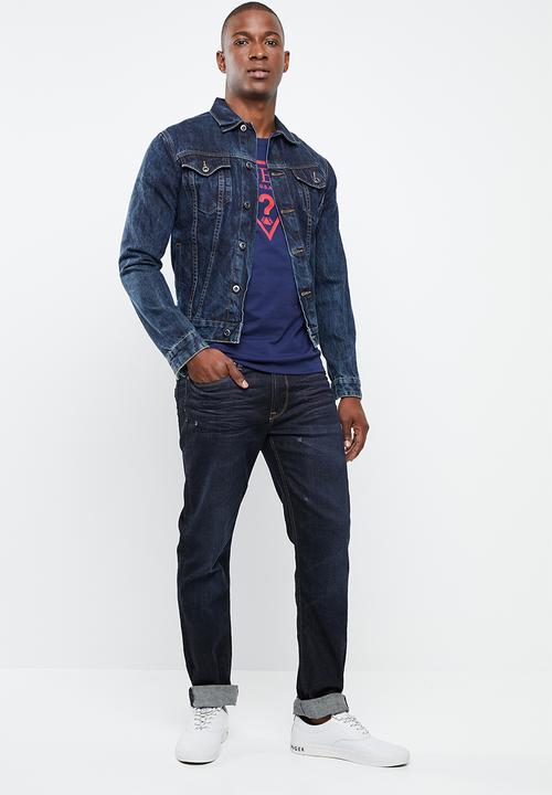 GUESS - Short sleeve core triangle tee - blue & red