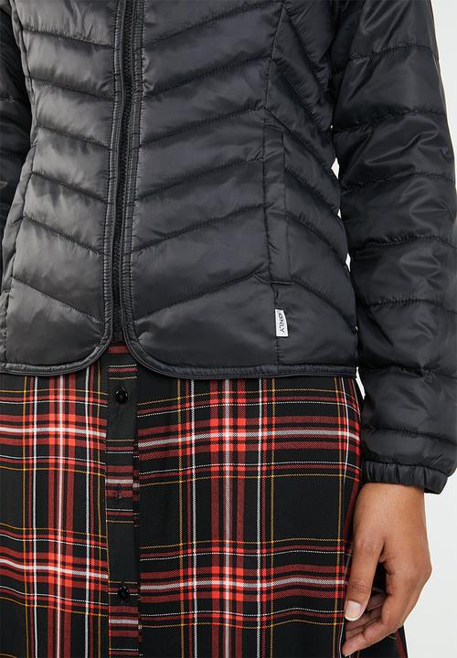 ONLY - Demi hooded puffa jacket - black