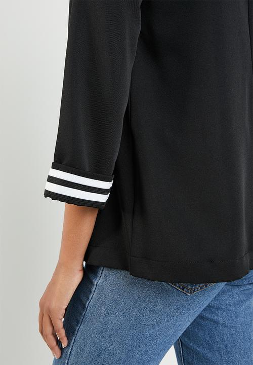 STYLE REPUBLIC - Longer length blazer - black