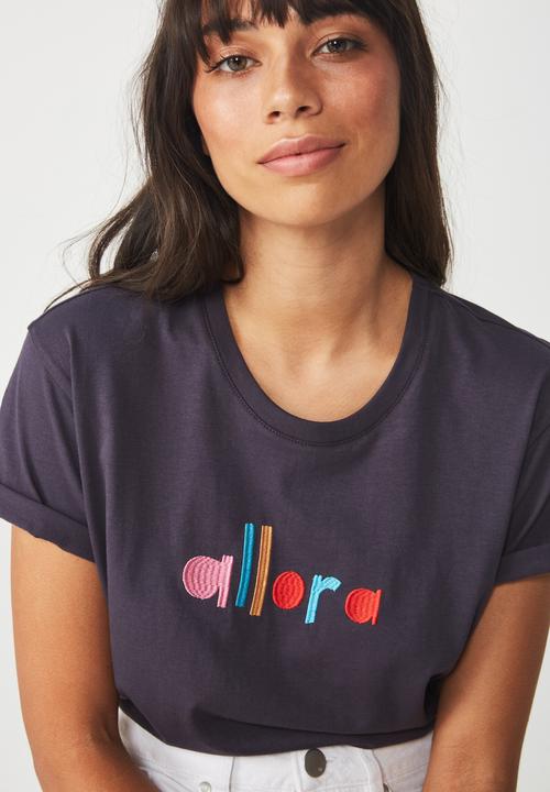 Cotton On - Classic slogan allora tee - purple 