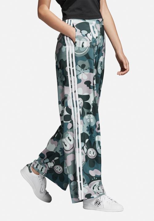 adidas Originals - Wide leg track pants - green