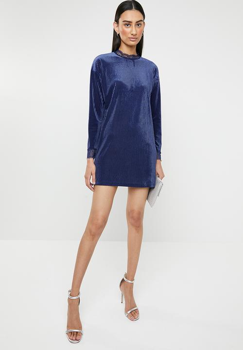 ONLY - Keshia long sleeve pleated dress - blue