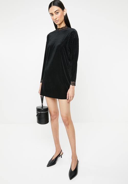 ONLY - Keshia long sleeve pleated dress - black