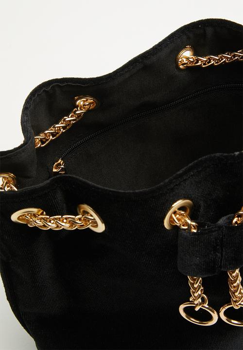 Superbalist - Adina velvet bucket bag - black