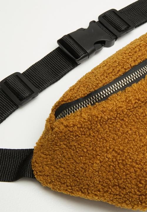 Superbalist - Faux sherpa waist bag - tan