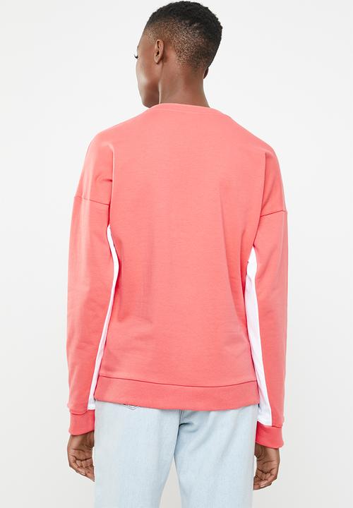 Reebok - Classic French terry big logo crew sweatshirt - pink
