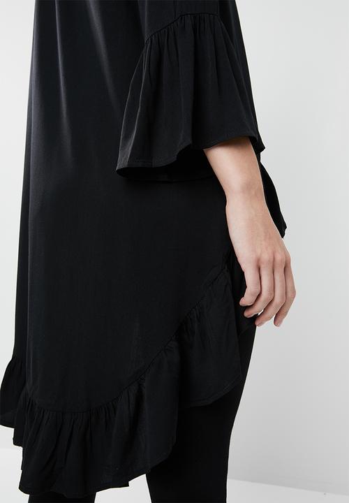 Revenge - Bell sleeve top - black