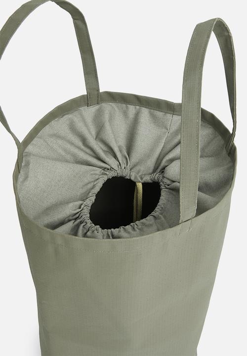 Sixth Floor - Pick & go drawstring laundry bag - green