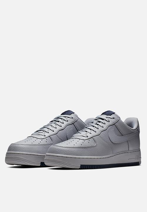 Nike - Nike Air Force 1 '07 1 - wolf grey / obsidian / wolf grey