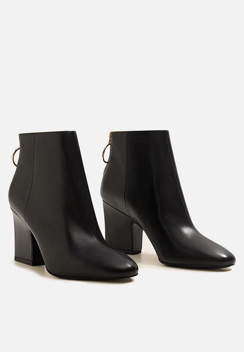 MANGO - Zipped leather ankle boot - black