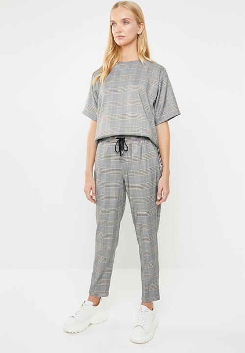 Superbalist - Tapered drawstring trouser - brown & grey