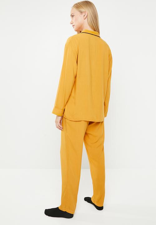 Superbalist - Sleep shirt & pants set - mustard