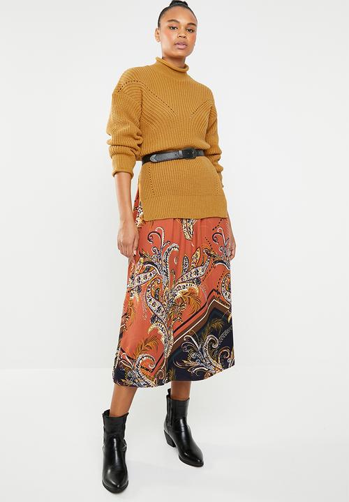 Superbalist - Funnel neck knit with side slits - gold 