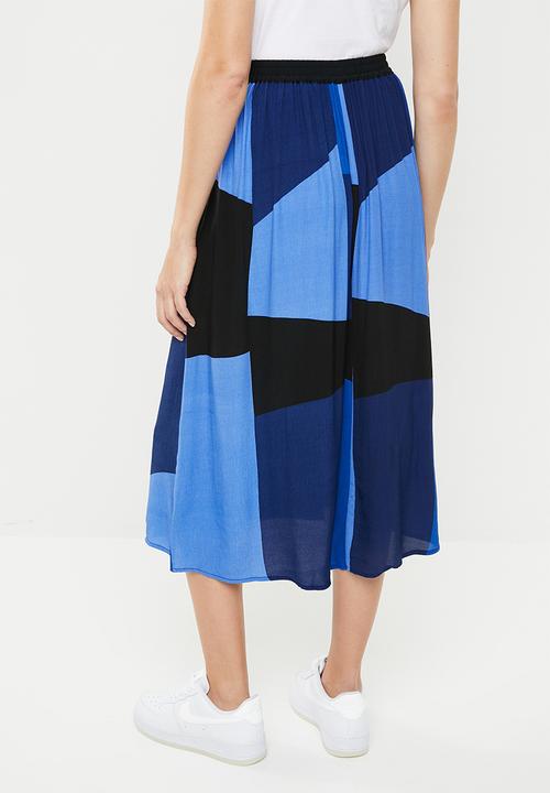 Vero Moda - Molly knee length skirt - multi
