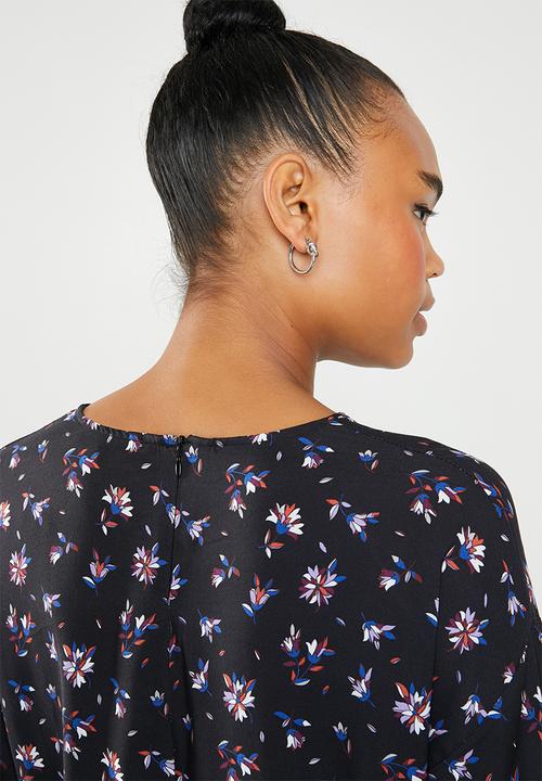 Superbalist - Drop shoulder blouse - black