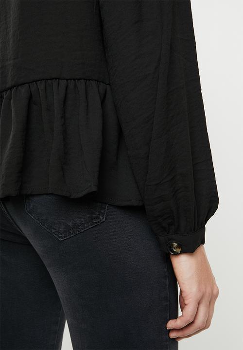 Vero Moda - Jenny ruffle top - black