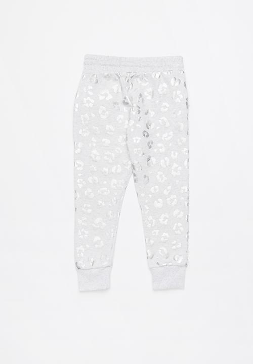 Cotton On - Kendra premium trackpants - grey & silver