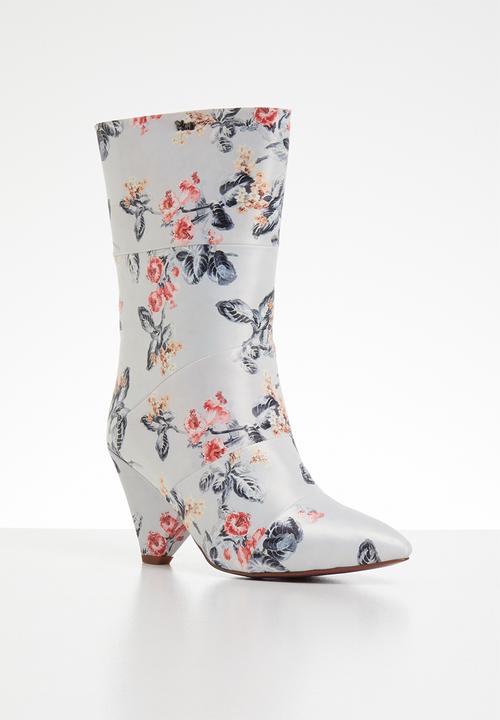 Plum - Floral print boot - light grey
