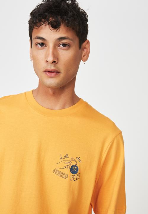 Cotton On - Let the sparks fly Tbar art T-shirt - orange