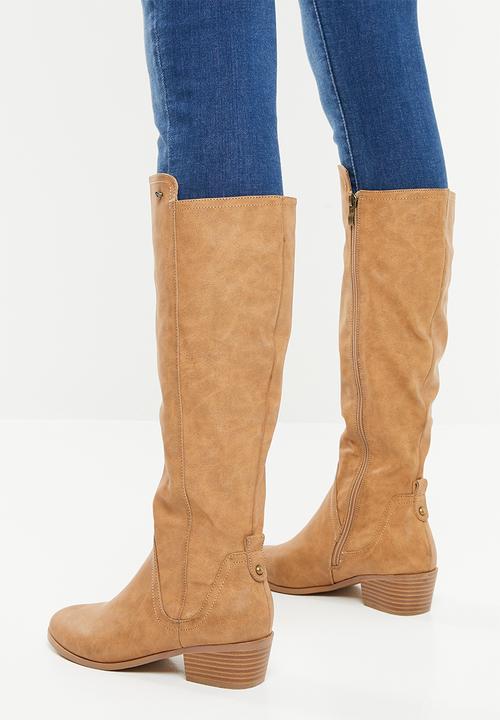 Miss Black - Gael boot - neutral