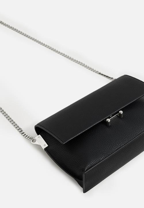 MANGO - Pebbled chain bag - black