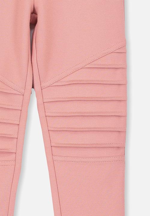 Cotton On - Delevigne pant - pink & silver