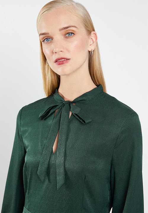 MANGO - Satin finish neck tie dress- green