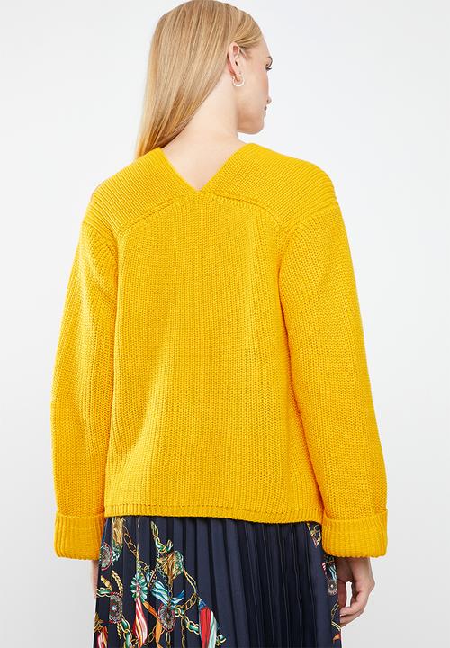 MANGO - Chunky v-neck knit sweater - yellow