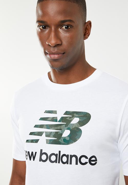 New Balance  - Essentials stacked logo tee - white