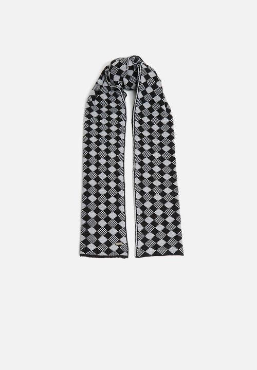 Pringle of Scotland - Shelley diamond scarf - black
