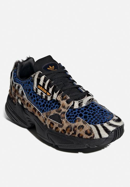 adidas Originals - Falcon W - Off White / Core Black / Bright Gold