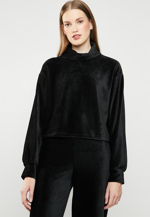 Superbalist - Velvour funnel neck top- black