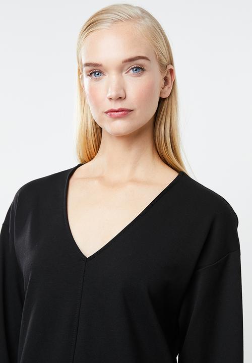 Superbalist - Split hem v-neck tee - black