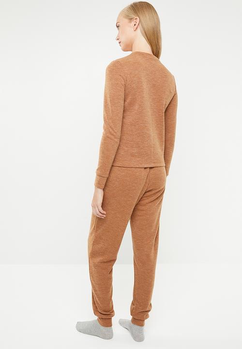 Superbalist - Soft touch sleep set - rust