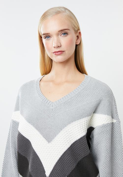 Vero Moda - Ocean V-neck colour block jersey - grey & white